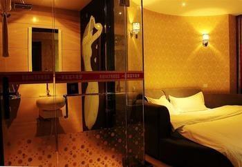 Lucky 5 Million Express Hotel Yuxi 쿤밍 외부 사진